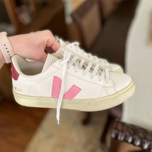 Veja Sneakers